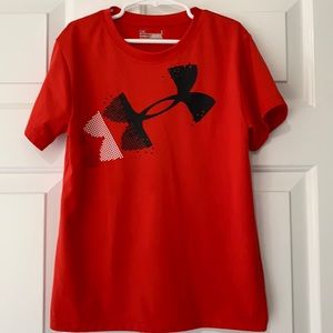 Like New Under Armour Loose Fit HeatGear